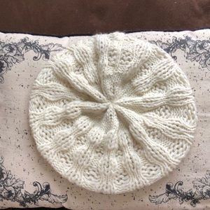 White Knit Beret